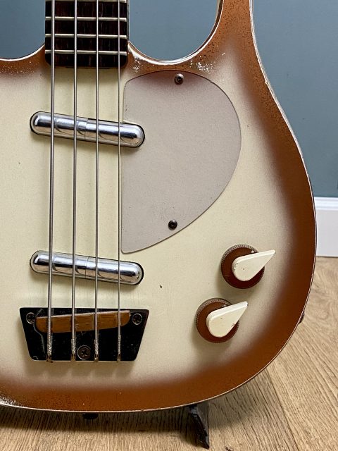 Danelectro Lyre Bass, photo 7