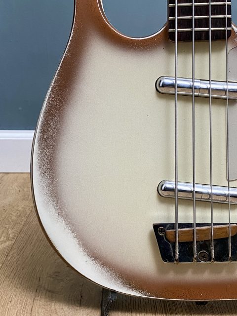 Danelectro Lyre Bass, photo 9