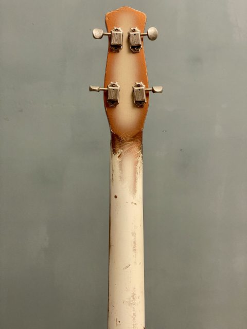 Danelectro Lyre Bass, photo 11