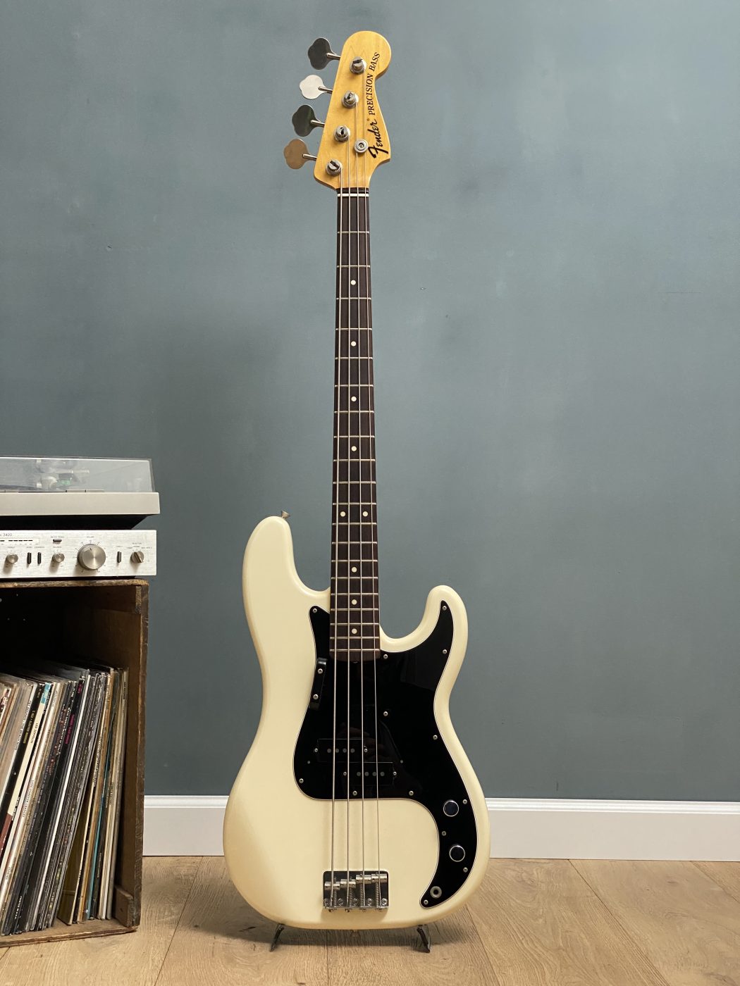 Fender Japan Precision Bass 72 RI 