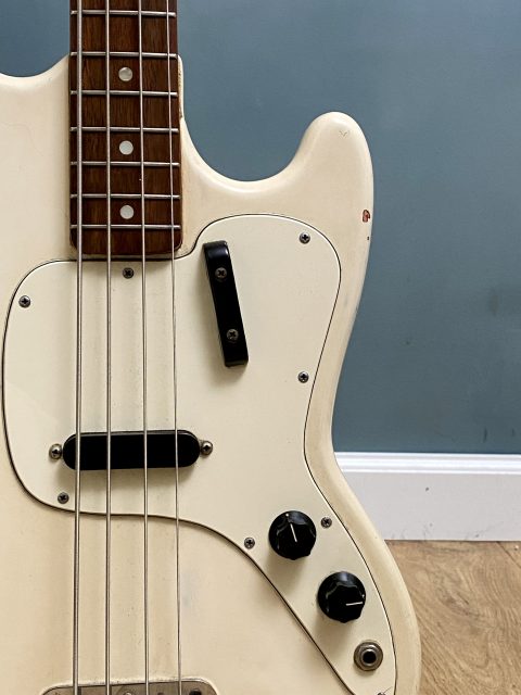 Fender Musicmaster Bass, photo 6