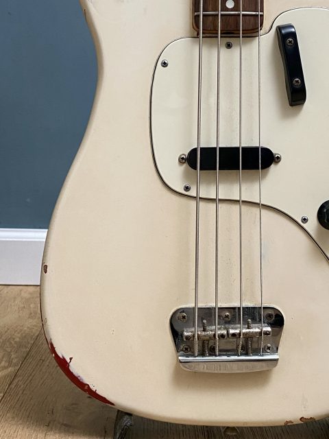 Fender Musicmaster Bass, photo 9