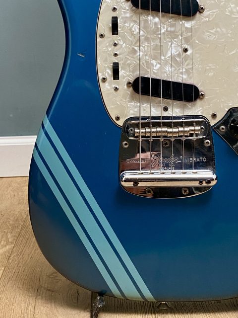 Fender Mustang, photo 9