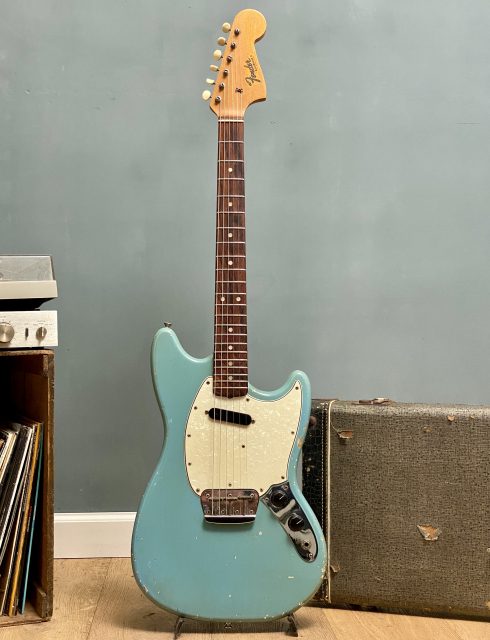 Fender Musicmaster, photo 1