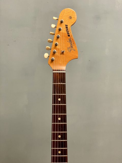 Fender Mustang, photo 10