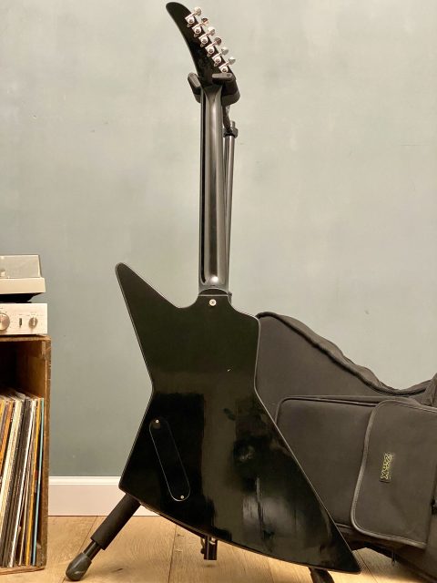 Gibson Explorer, photo 2
