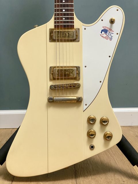 Gibson Firebird, photo 3