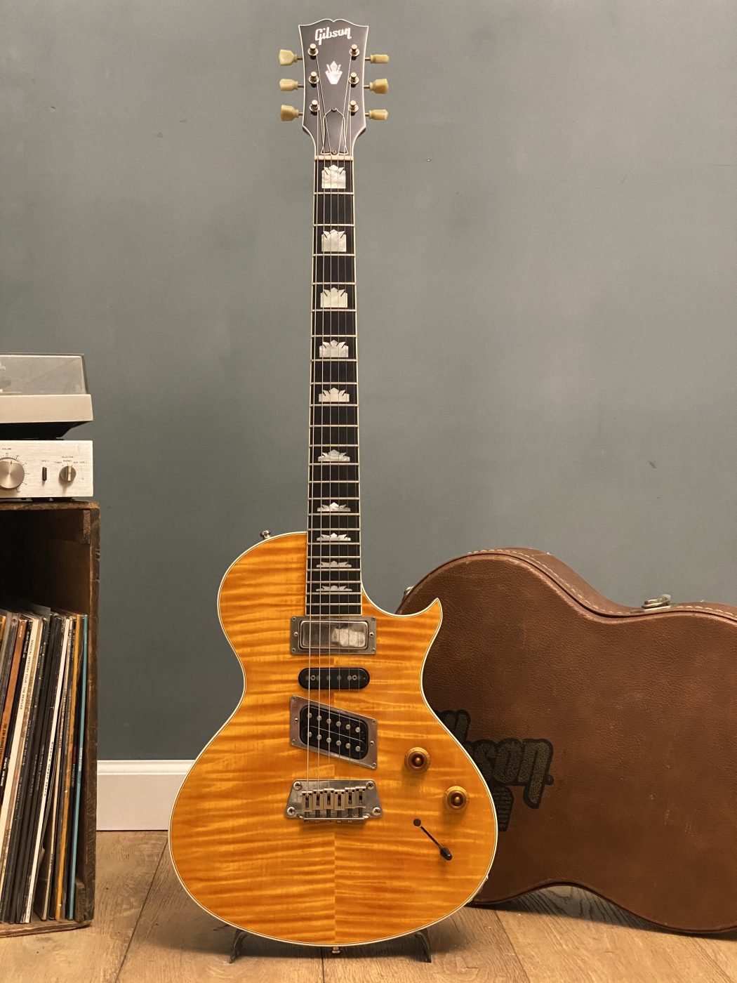 Gibson Nighthawk CST 3 1991