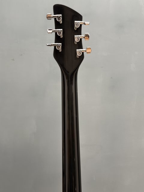 Rickenbacker 330, photo 12