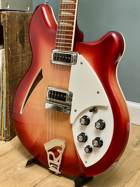 Rickenbacker 360, photo 4